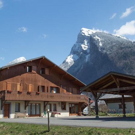 Particulier Loue 2 Appartements Communicants Dans Chalet A Samoens Jusqu A 16 Couchages Екстер'єр фото