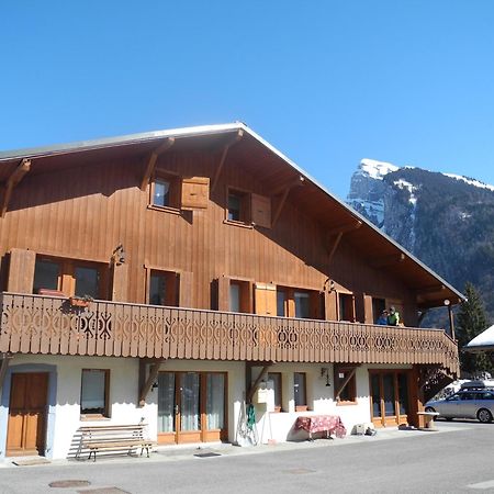 Particulier Loue 2 Appartements Communicants Dans Chalet A Samoens Jusqu A 16 Couchages Екстер'єр фото